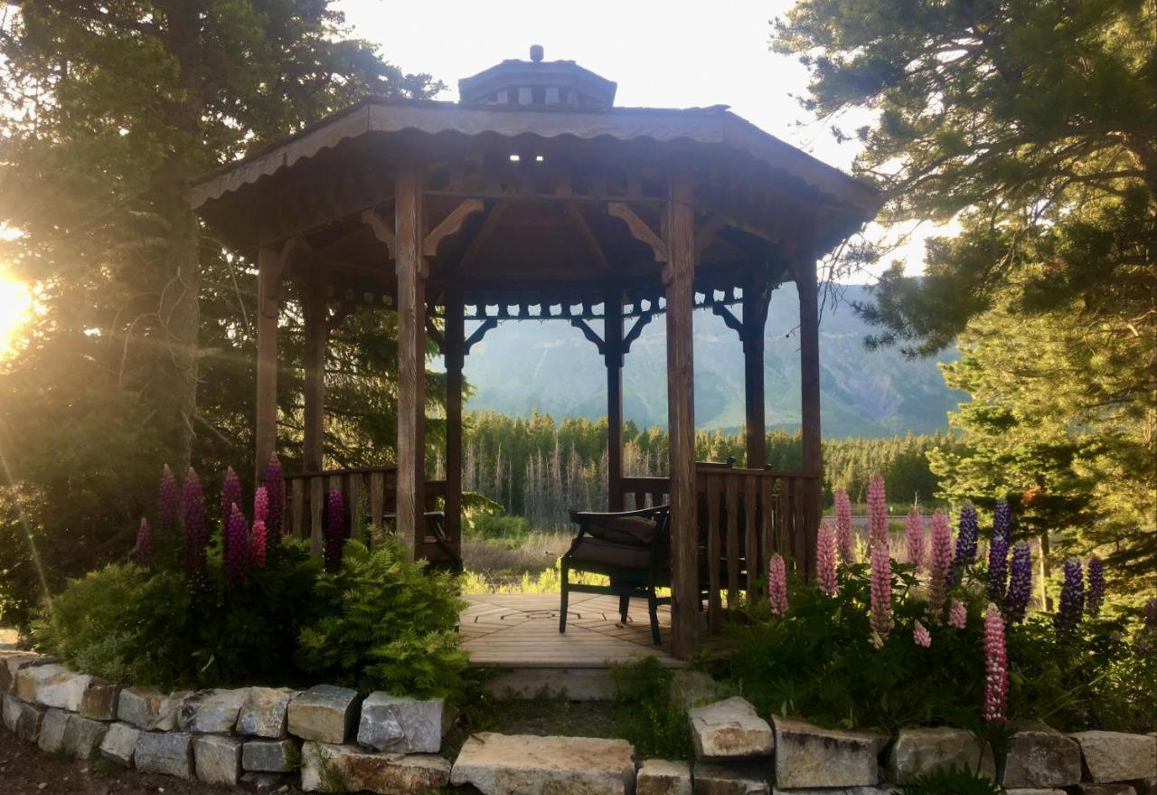 Summit Mountain Lodge And Steakhouse East Glacier Park Village 外观 照片