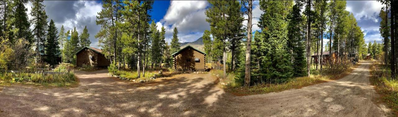 Summit Mountain Lodge And Steakhouse East Glacier Park Village 外观 照片