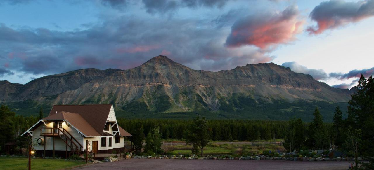 Summit Mountain Lodge And Steakhouse East Glacier Park Village 外观 照片