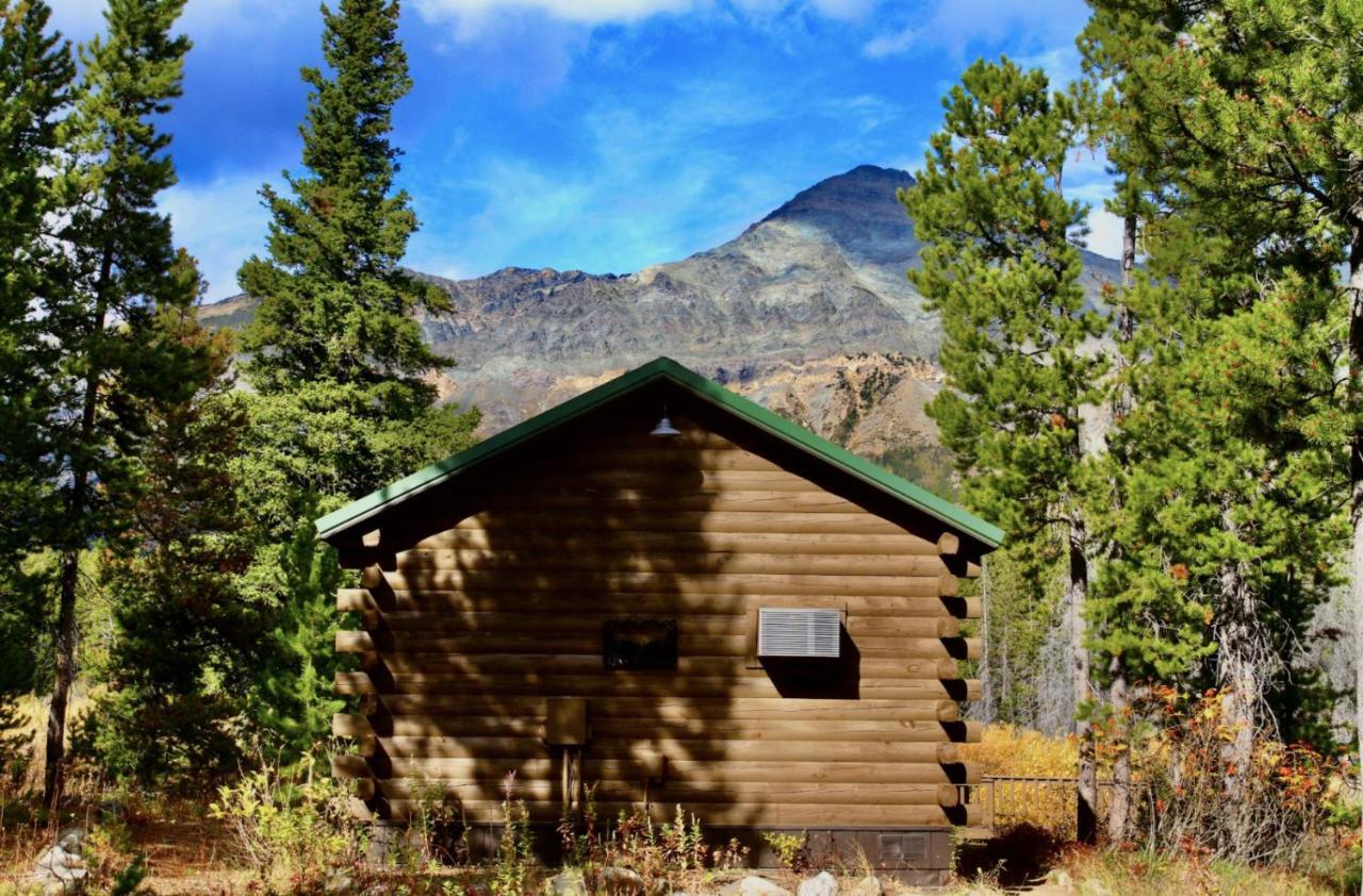 Summit Mountain Lodge And Steakhouse East Glacier Park Village 外观 照片