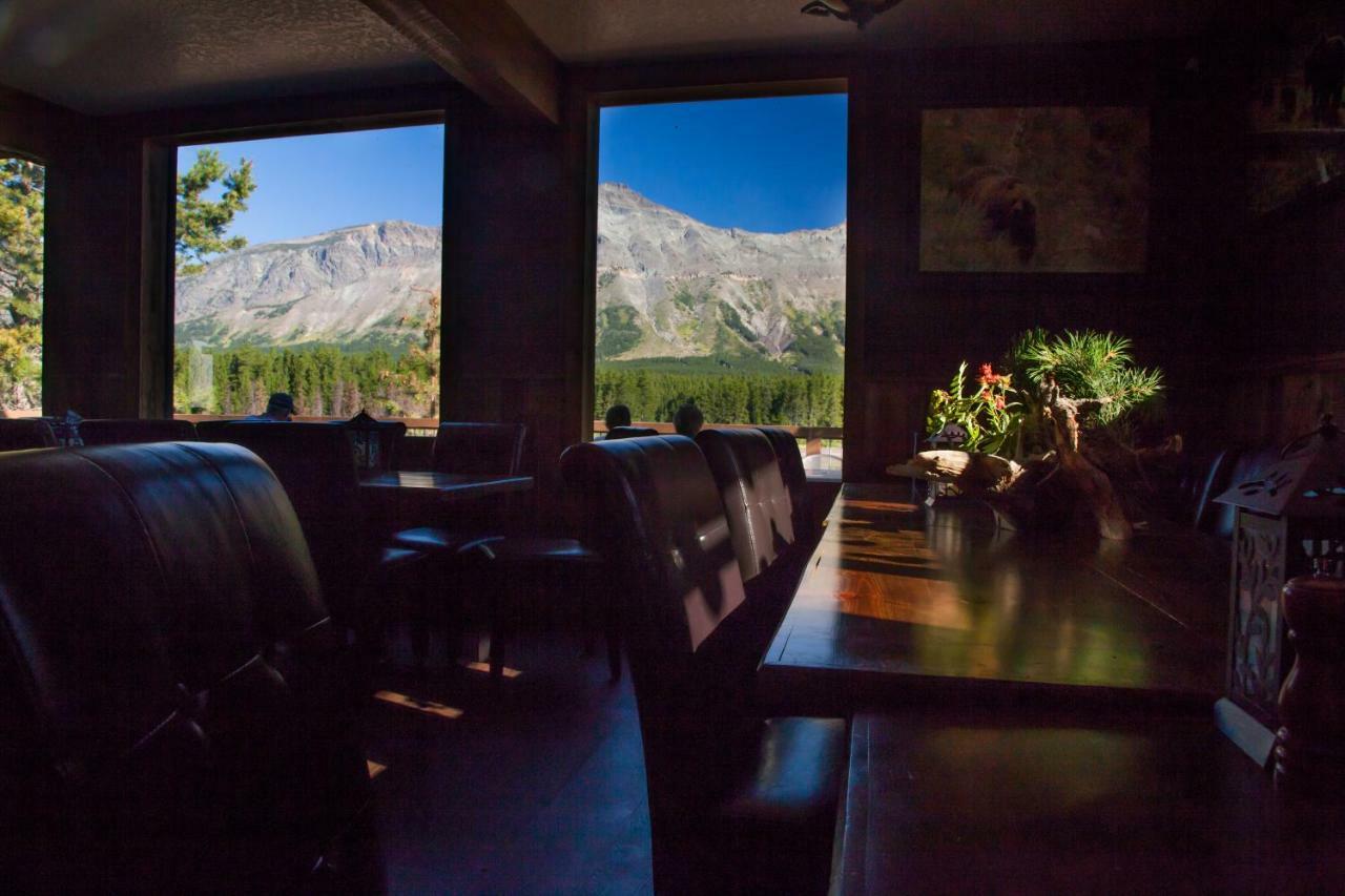 Summit Mountain Lodge And Steakhouse East Glacier Park Village 外观 照片