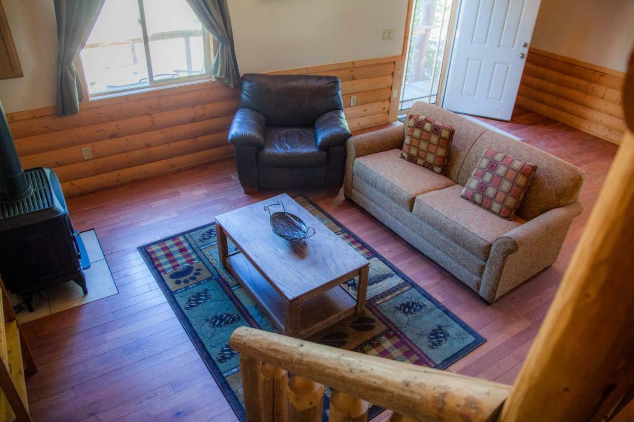 Summit Mountain Lodge And Steakhouse East Glacier Park Village 外观 照片